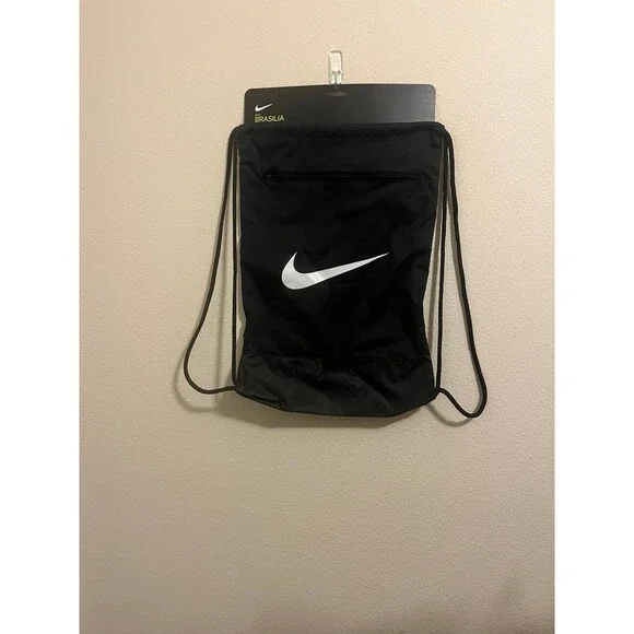 Black Nike Brasilia 9.5 training gymsack - Picture 1 of 2